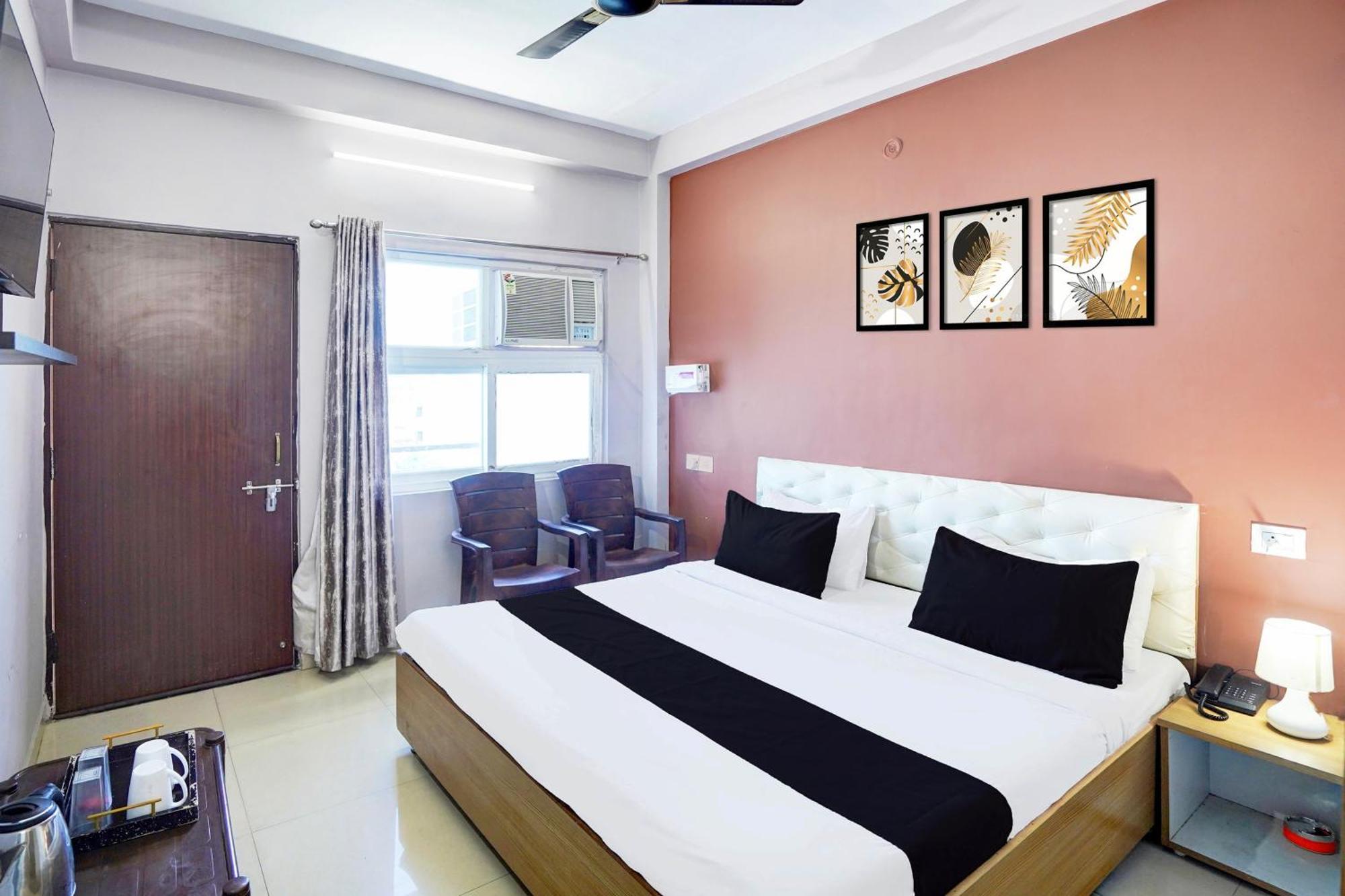 Super Hotel O Blw Kakarmatta Near Banaras Junction Varanasi Exterior photo
